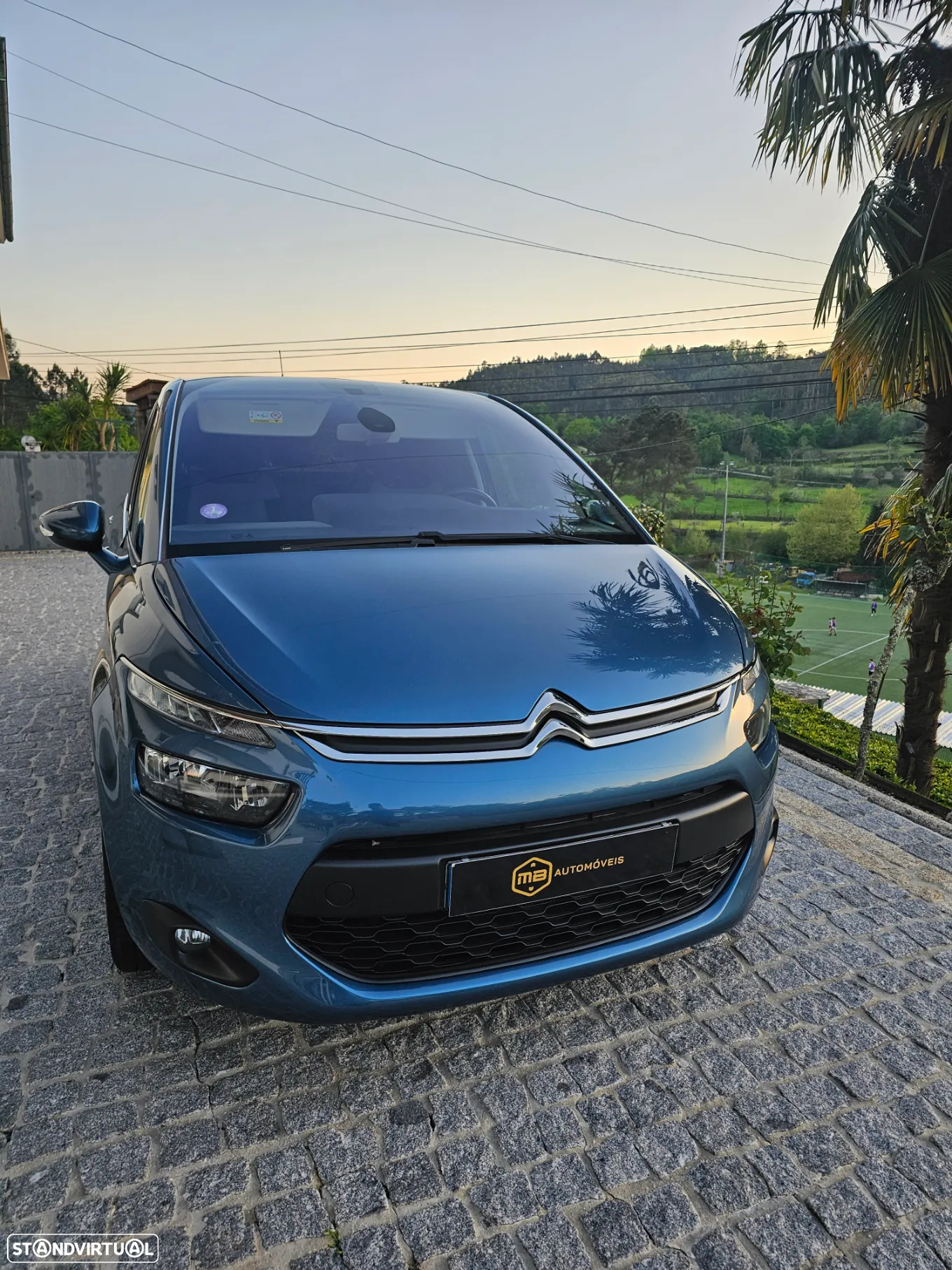 Citroën C4 Picasso PureTech 130 Stop&Start SHINE - 2