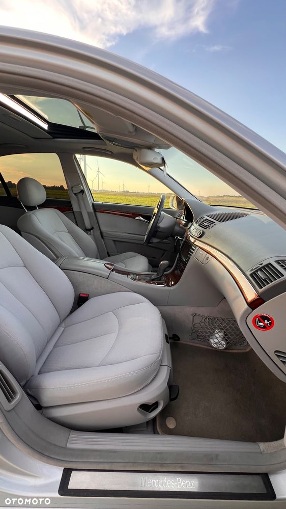 Mercedes-Benz Klasa E 320 4-Matic Elegance - 13