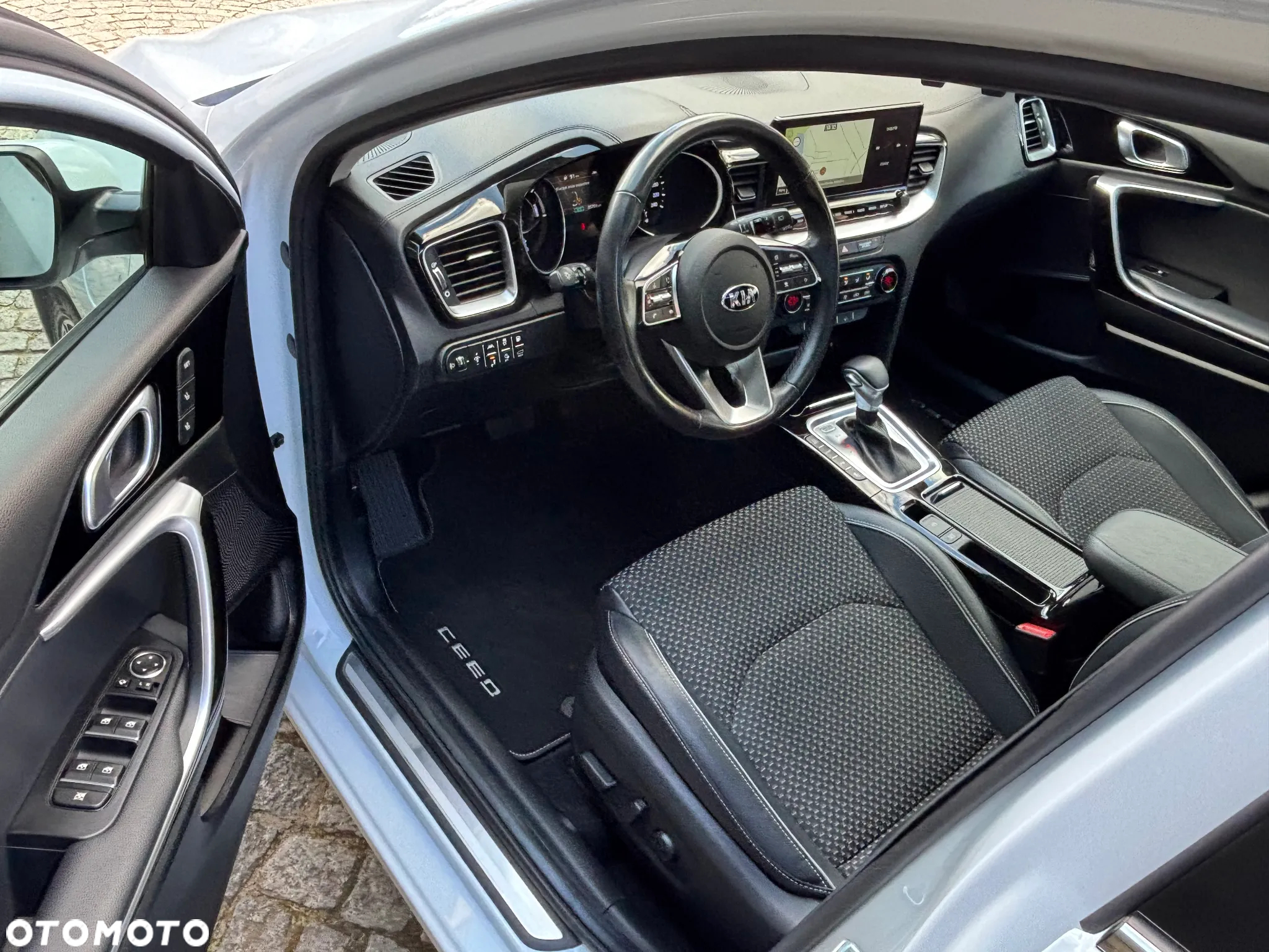 Kia Ceed SW 1.6 GDI DCT OPF Plug-in-Hybrid Platinum Edition - 24