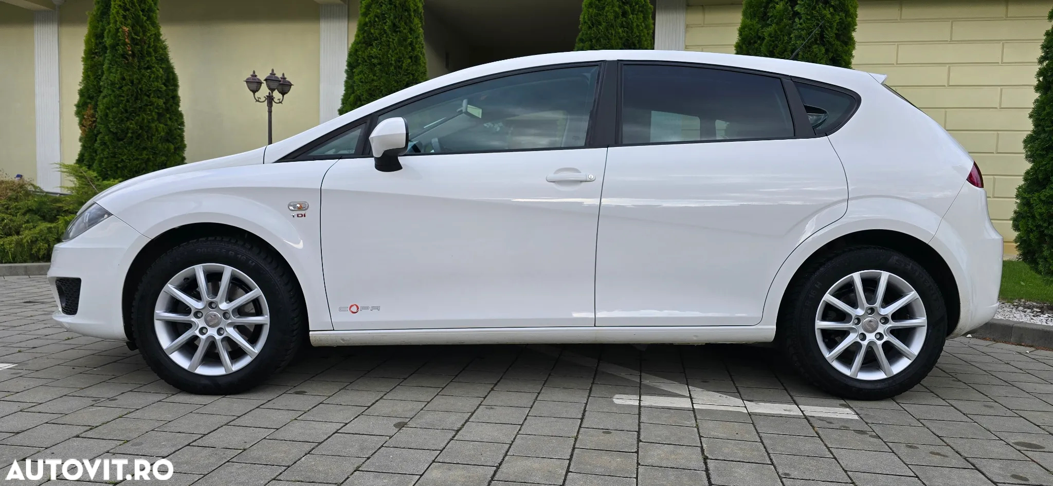 Seat Leon 2.0 TDI DPF Style Copa - 4