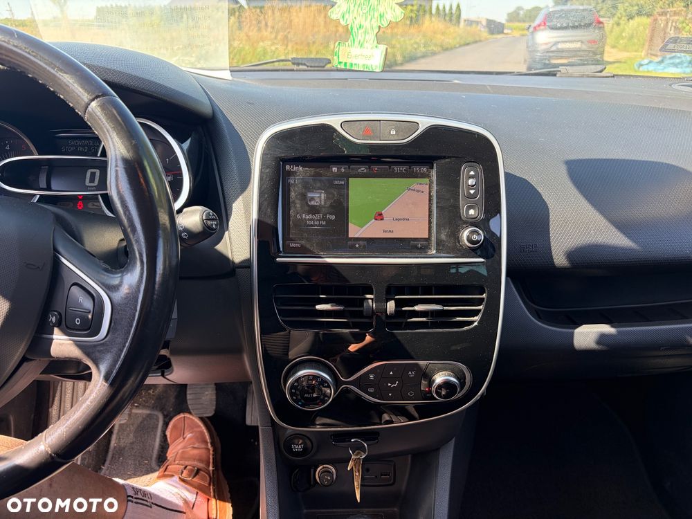 Renault Clio - 7