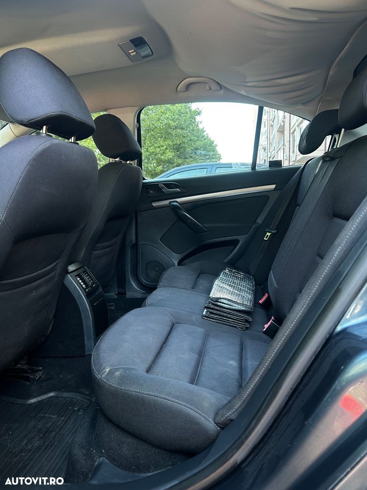 Skoda Octavia 2.0TDI Elegance - 6