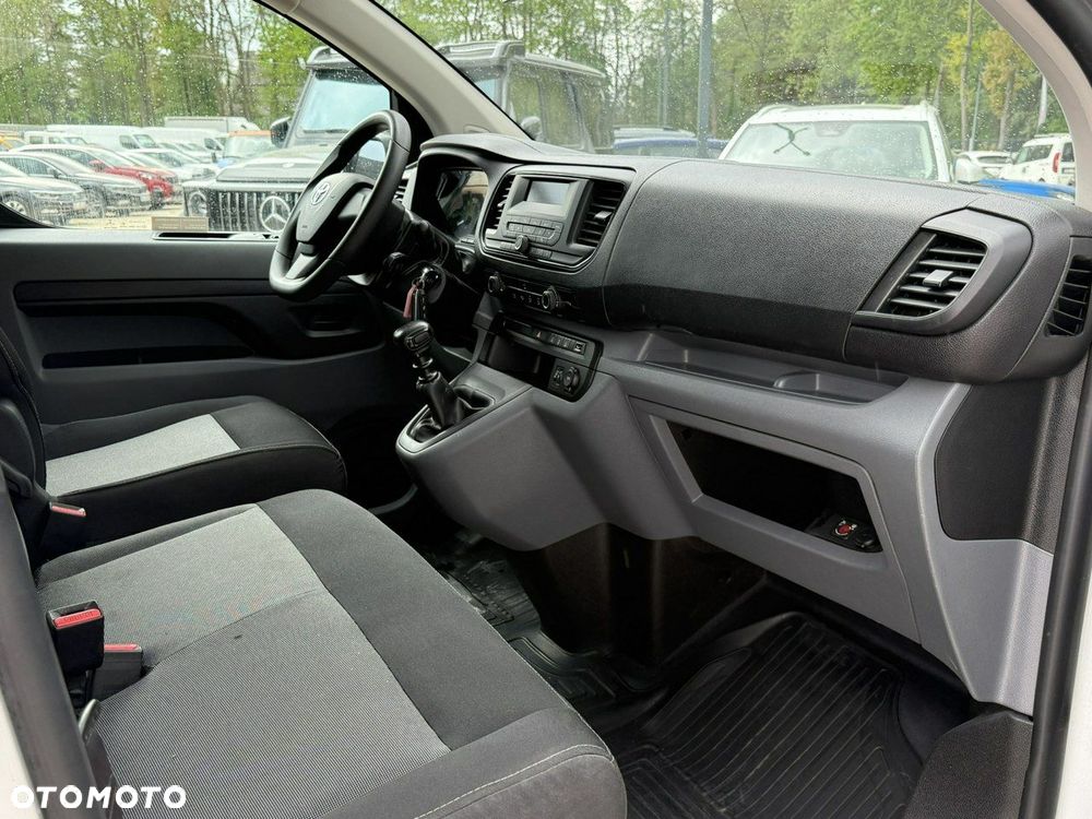 Toyota Proace Verso - 16