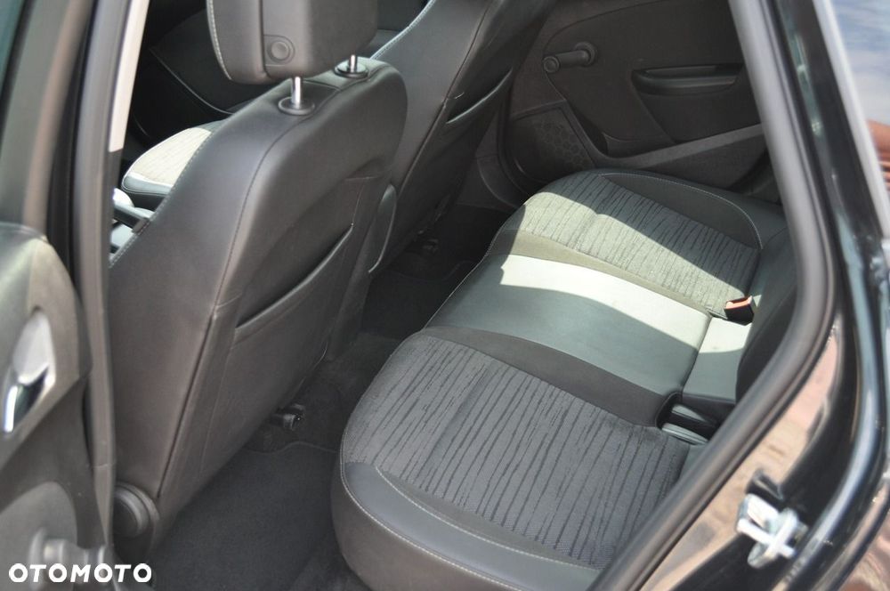 Opel Astra 1.6 Automatik Style - 24
