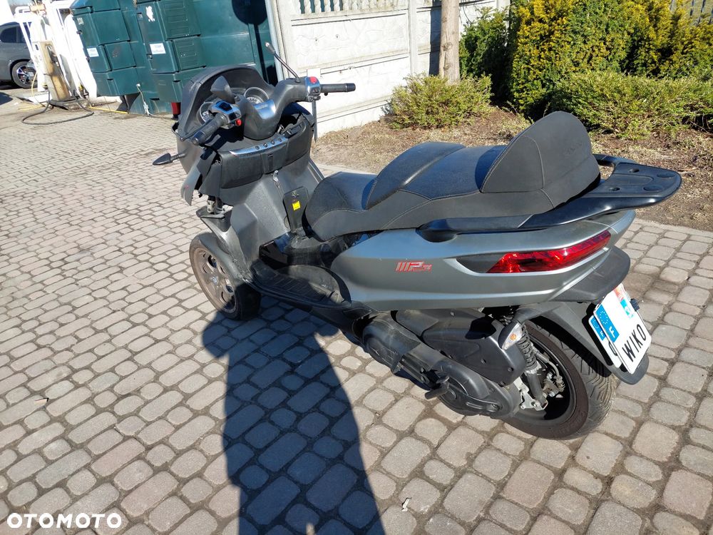 Piaggio MP-3 - 3