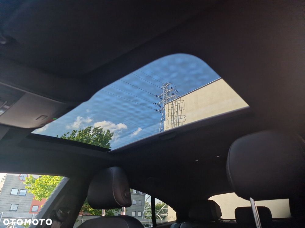 Volkswagen Arteon 2.0 TSI R-Line DSG - 26