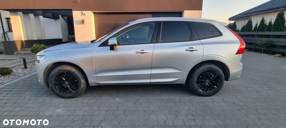 Volvo XC 60 D4 AWD Geartronic Momentum - 4