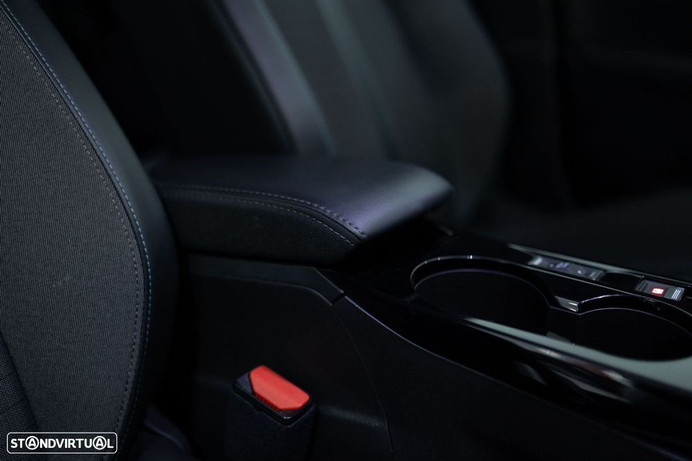 Peugeot e-2008 50 kWh Allure - 36