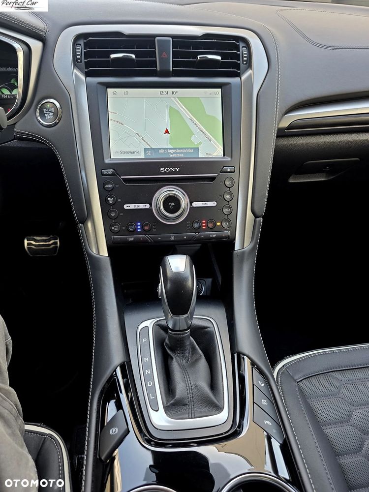 Ford Mondeo 2.0 Hybrid Vignale Plus - 17