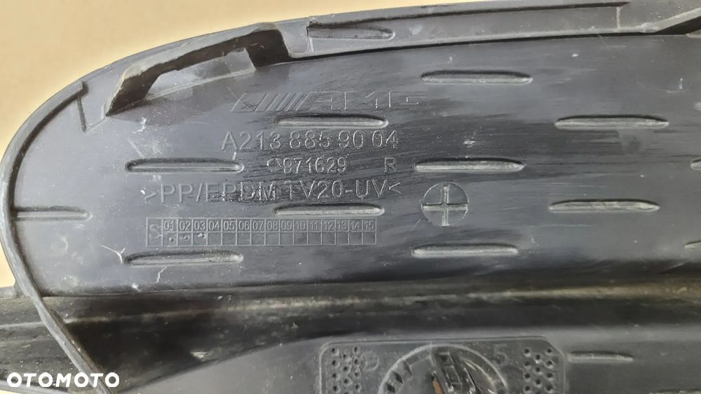 MERCEDES E-KLASA W213 2020 LIFT AMG PRAWA KRATKA ATRAPA ZDERZAKA PRZEDNIEGO - 3