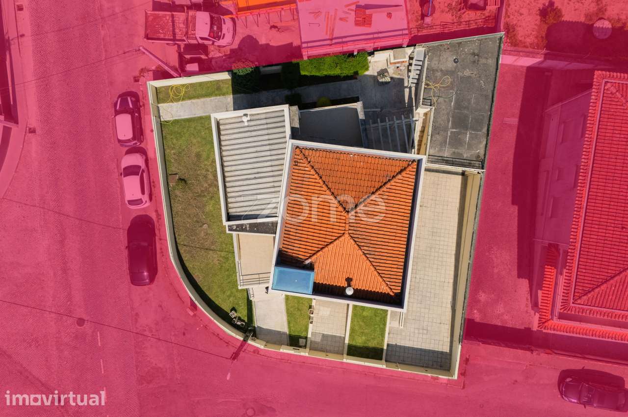 Moradia T5 Individual em Merelim (São Paio), Braga - Grande imagem: 3/48