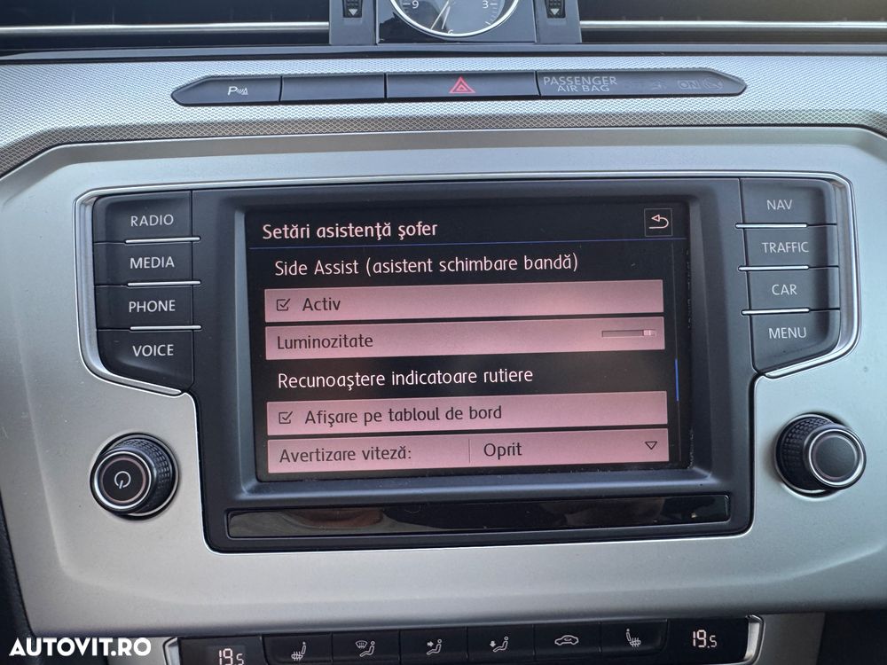 Volkswagen Passat 2.0 TDI SCR DSG - 19