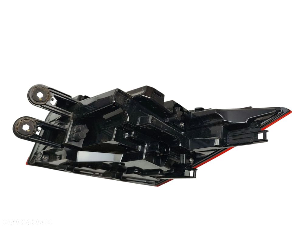 LAMPA LEWY TYŁ SKODA ENYAQ LIFT (2025-) 85 286KM 210kW 5LA945207C - 5