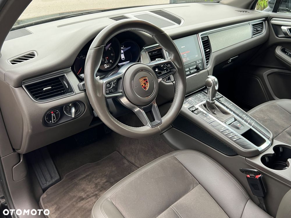 Porsche Macan - 15