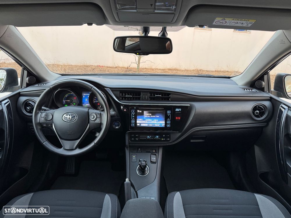 Toyota Auris 1.8 HSD Comfort+J17 - 14