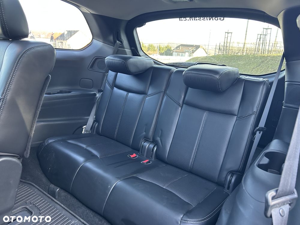 Nissan Pathfinder - 19