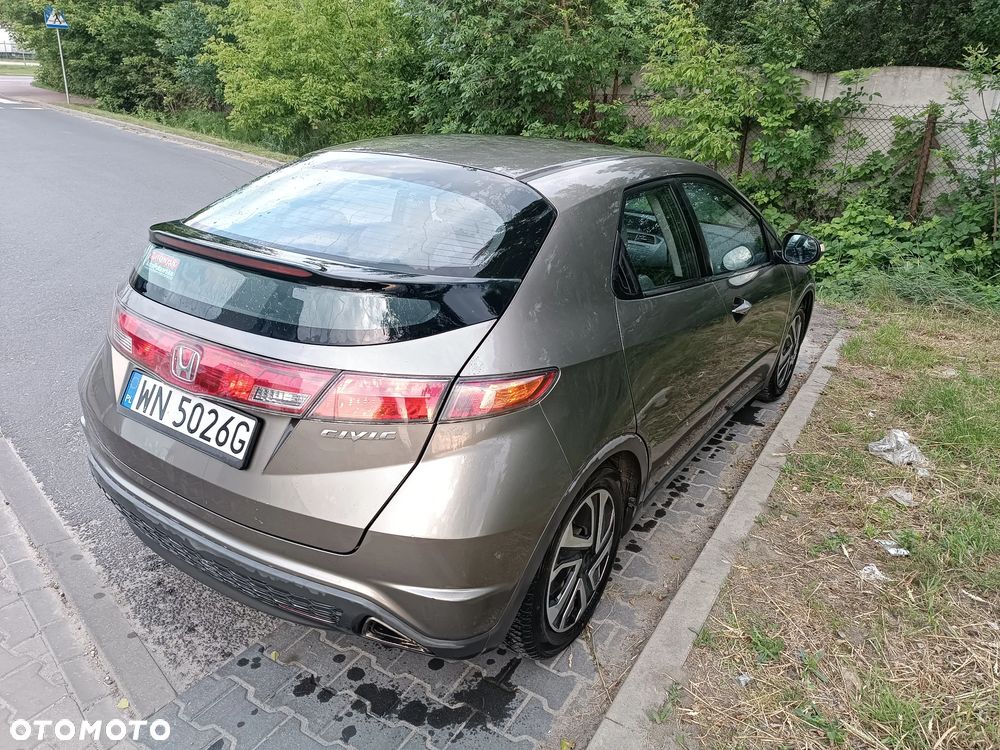 Honda Civic 1.8 Comfort - 4