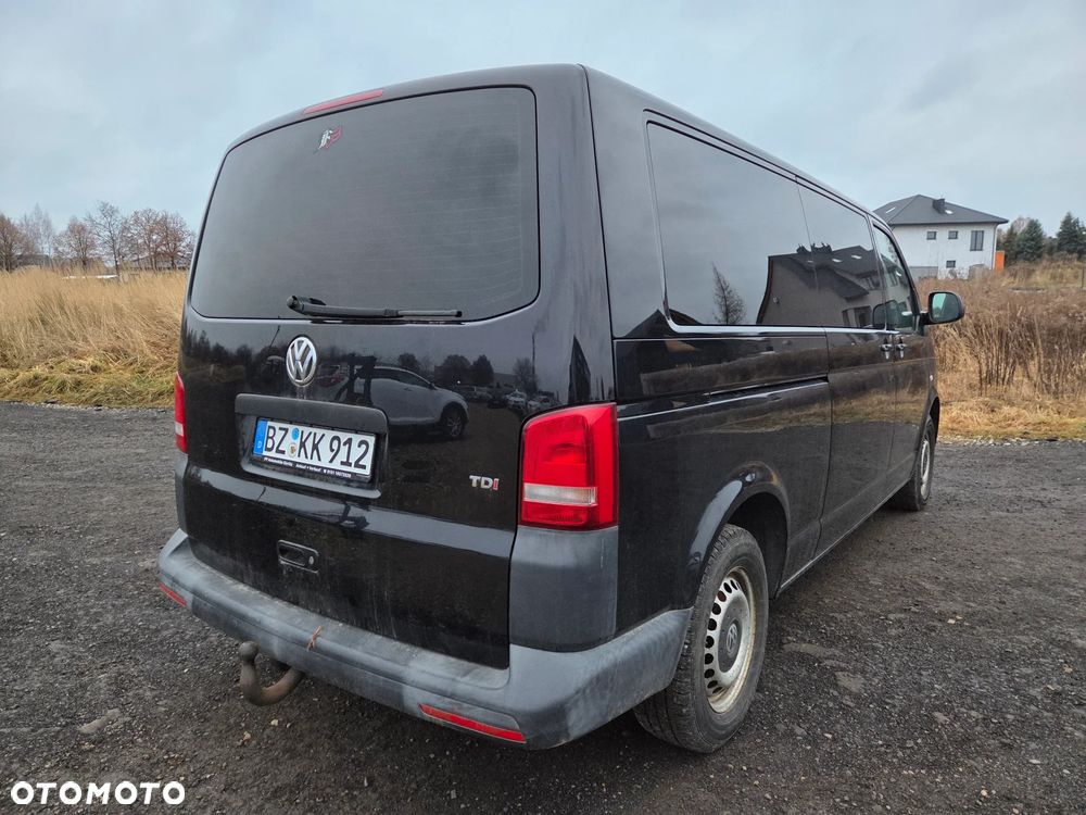 Volkswagen Caravelle - 3