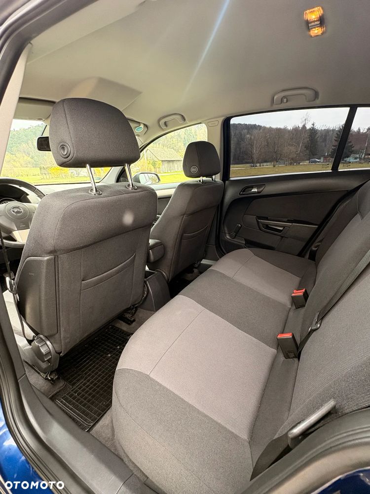 Opel Astra 1.6 - 23