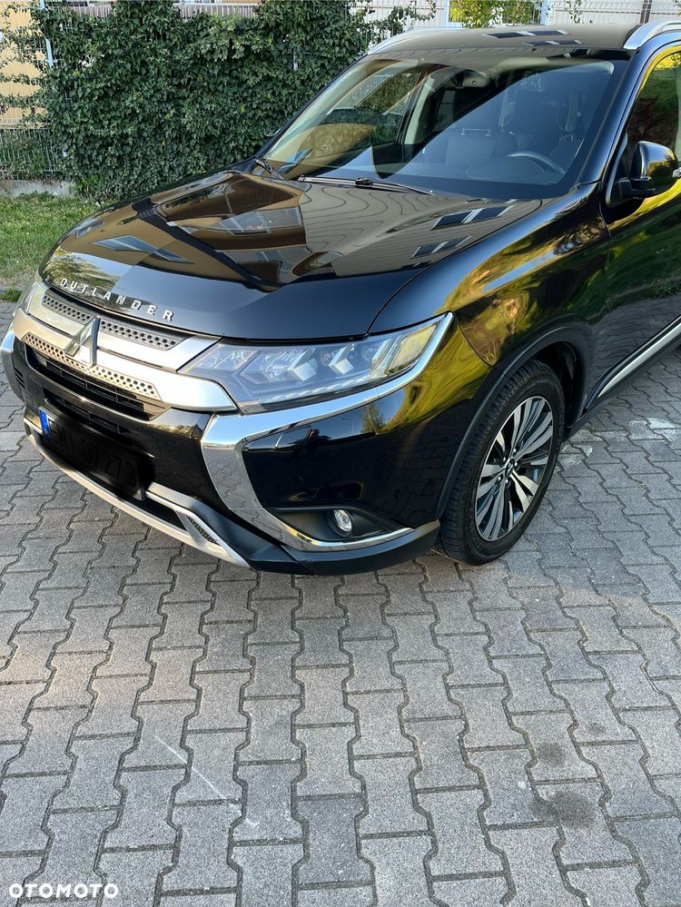 Mitsubishi Outlander 2.0 Instyle Navi 4WD CVT - 14