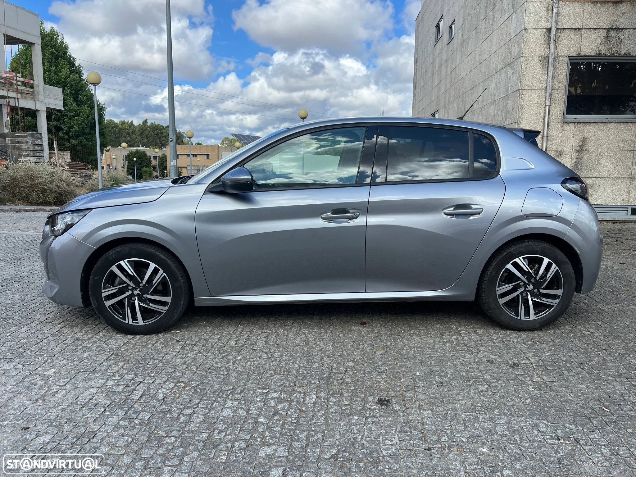 Peugeot 208 1.2 PureTech Allure - 7