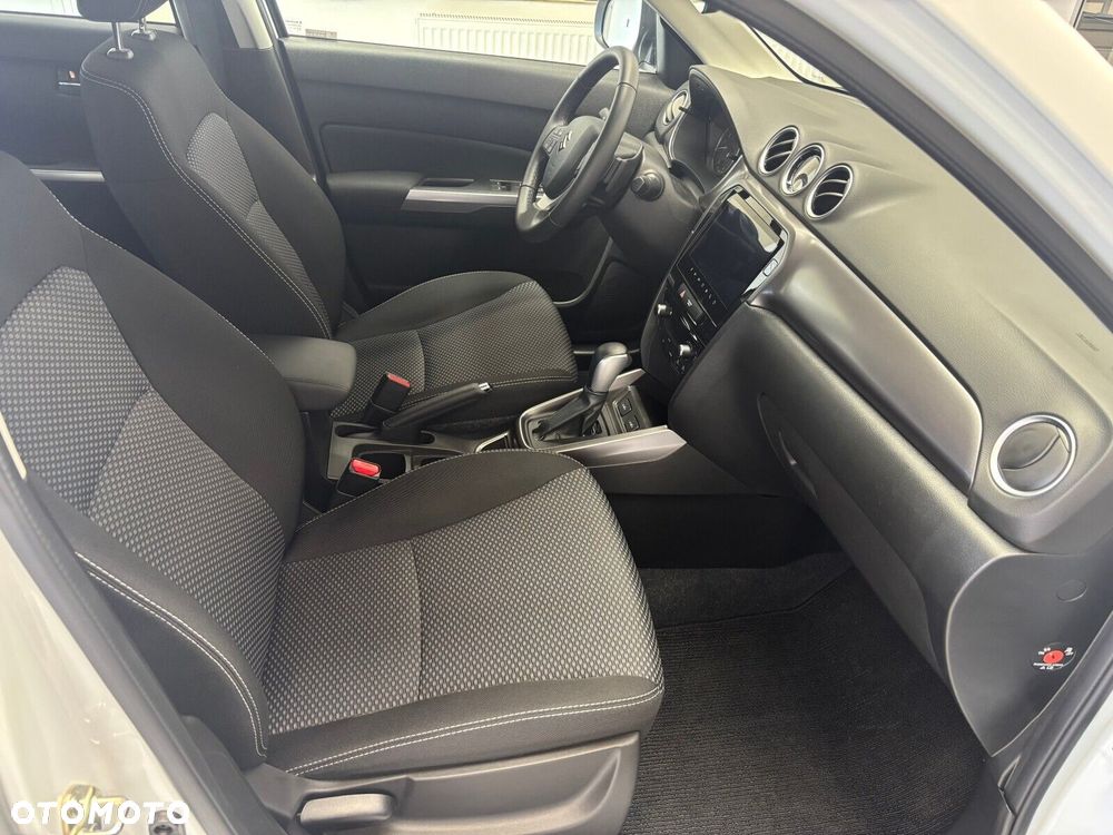Suzuki Vitara - 16
