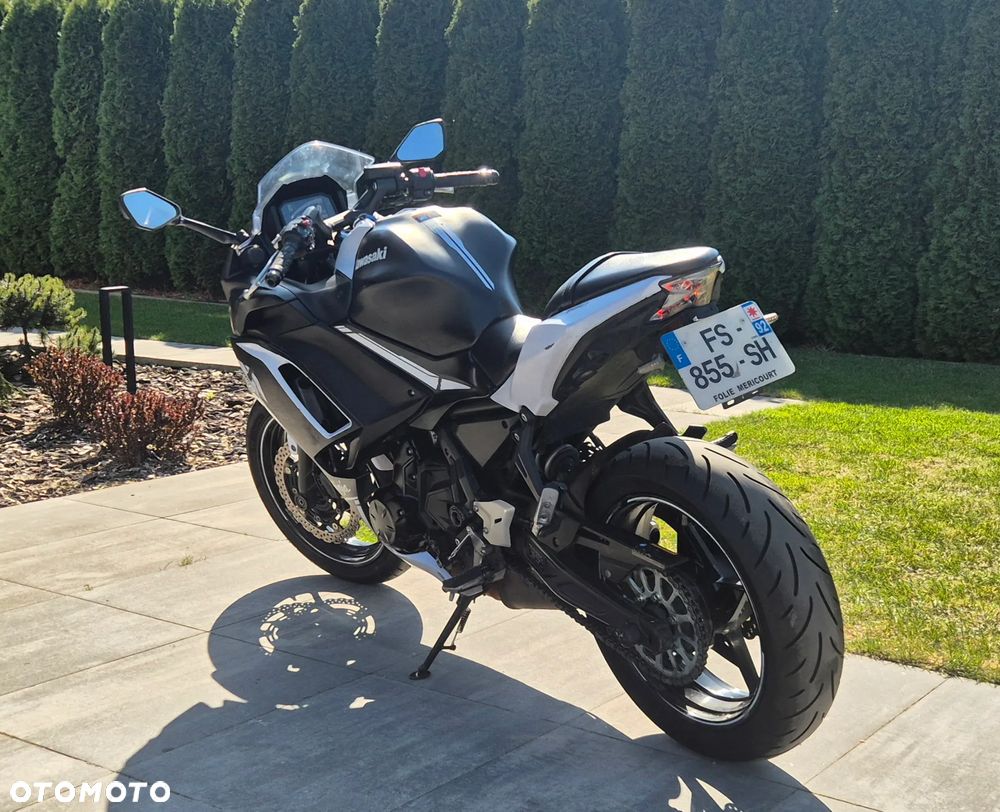 Kawasaki Ninja - 3