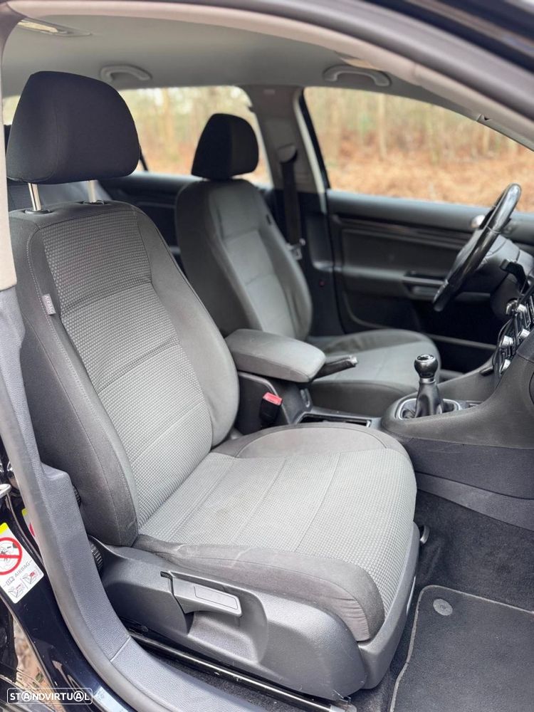 VW Golf 1.6 TDi Confortline - 20