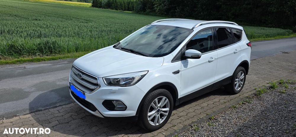 Ford Kuga 2.0 TDCi 2x4 Aut. Trend - 2