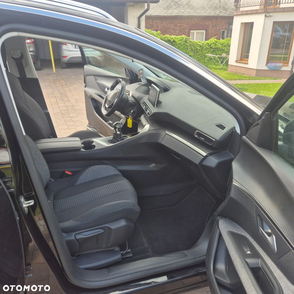 Peugeot 3008 PureTech 130 Stop & Start GPF Allure - 10