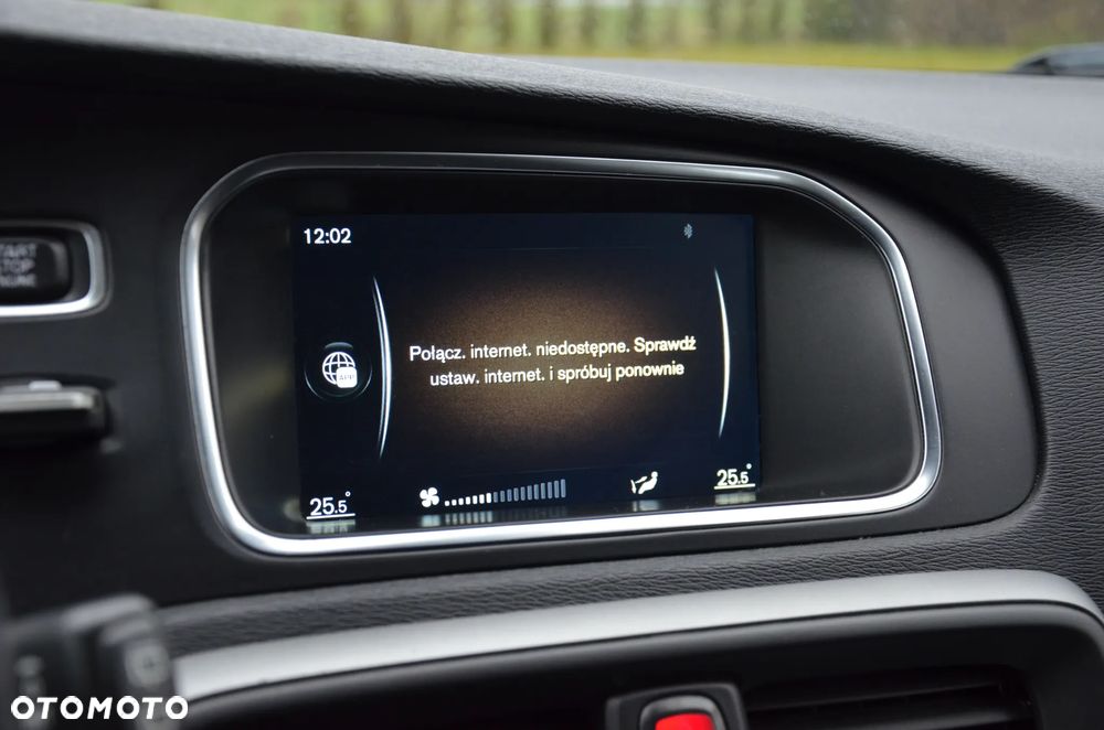 Volvo V40 Cross Country D2 Momentum - 23