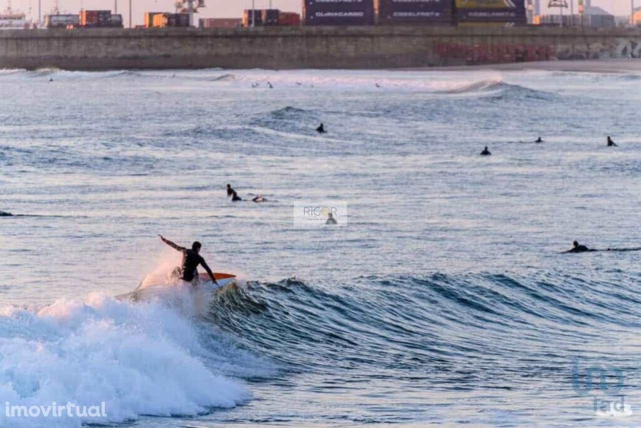 Loja de 62m2 a 500mts da praia de Matosinhos - Grande imagem: 4/7