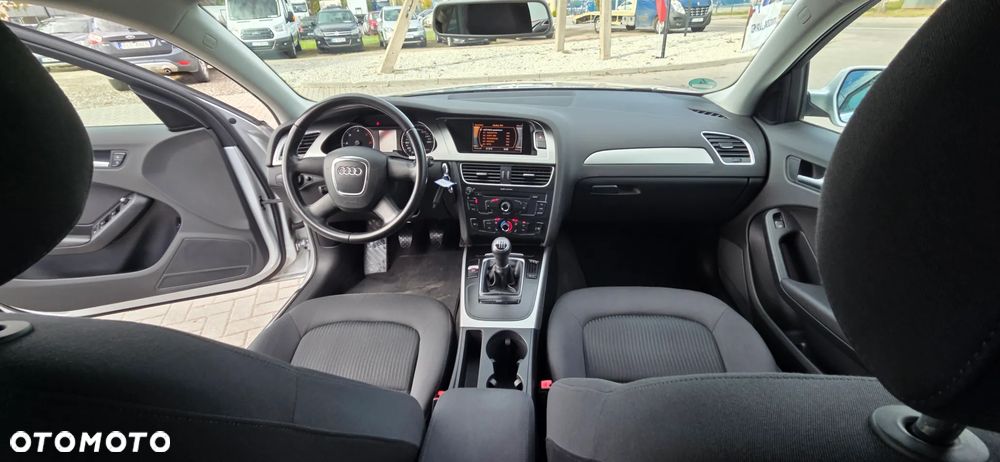 Audi A4 Avant - 37