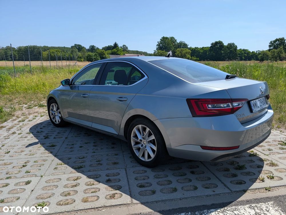 Skoda Superb 1.4 TSI Style - 4