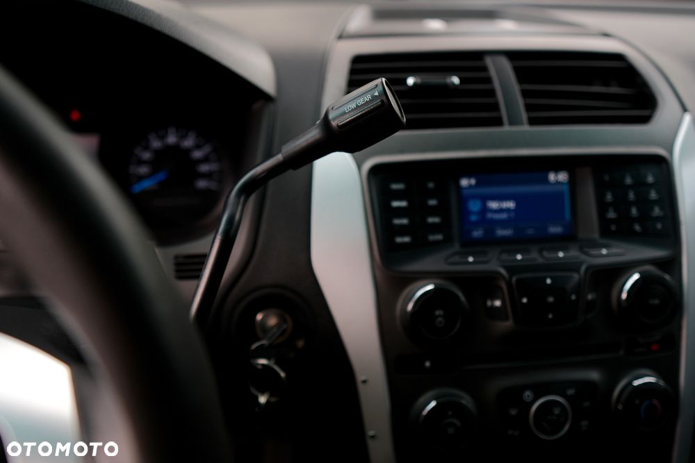 Ford Explorer 4.6 - 35