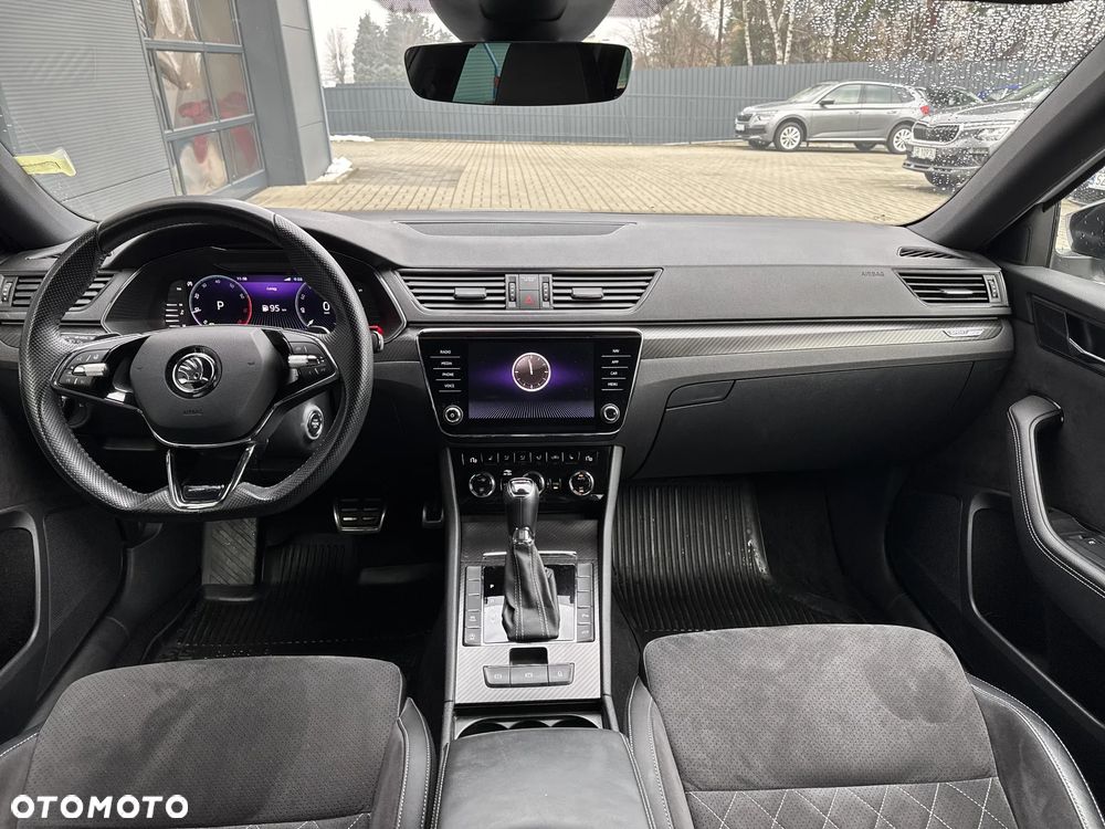 Skoda Superb 1.5 TSI Sportline DSG - 8