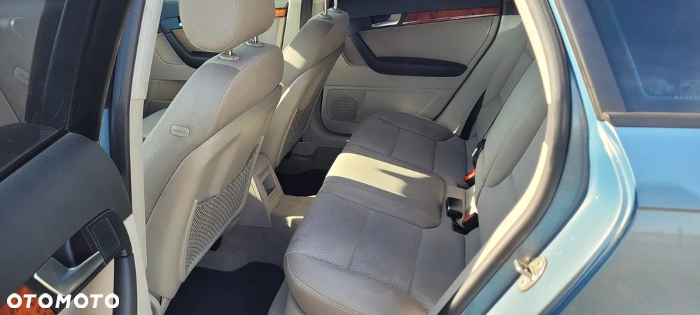 Audi A3 Sportback 1.6 TDI DPF Ambition S tronic - 9