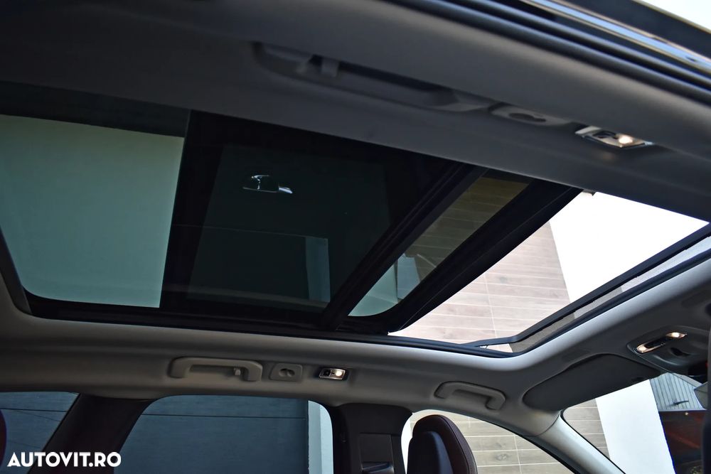 Volvo XC 60 D5 AWD Geartronic Inscription - 30