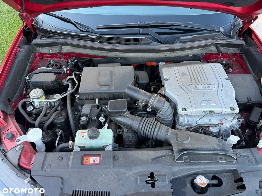 Mitsubishi Outlander Intense + - 35
