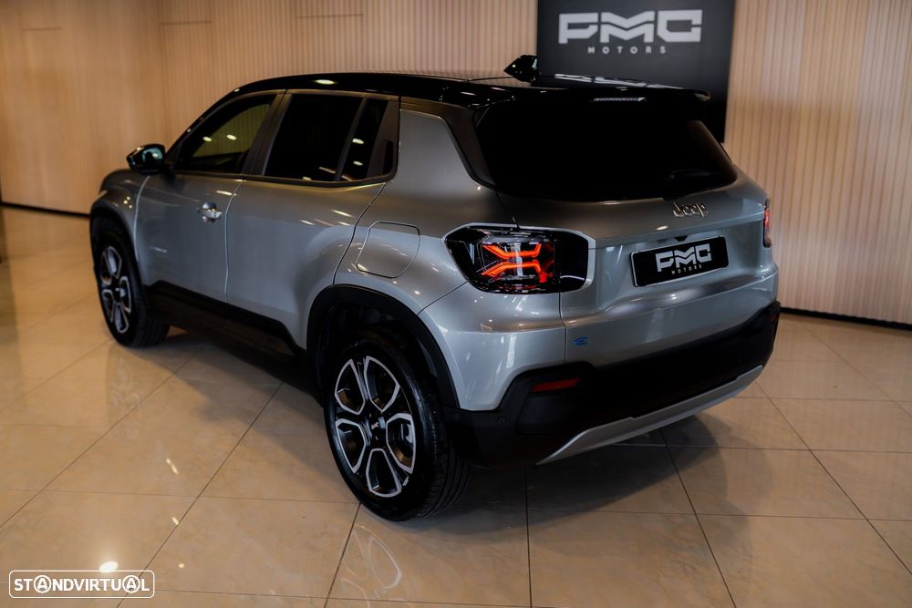 Jeep Avenger Summit - 14