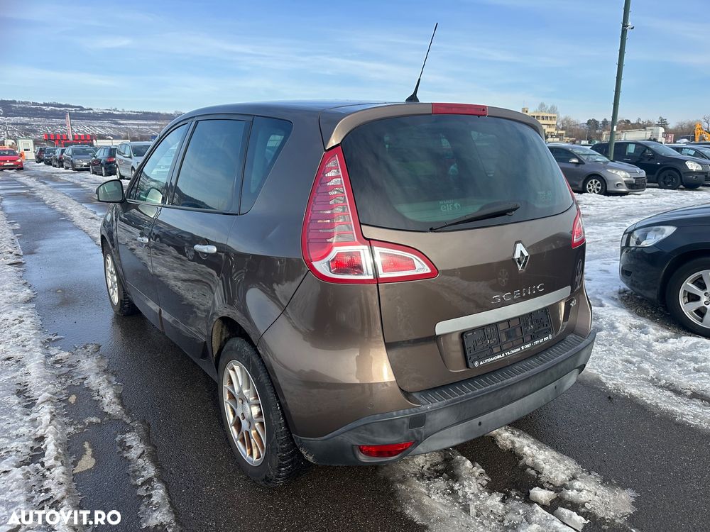 Renault Scenic - 5