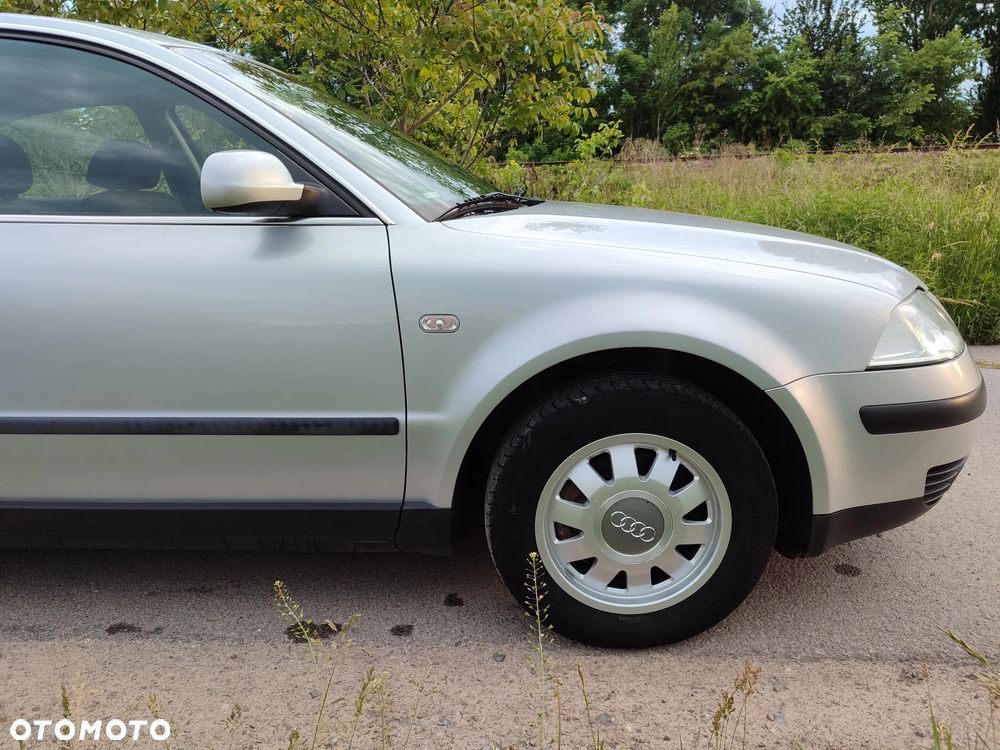Volkswagen Passat 1.6 - 13