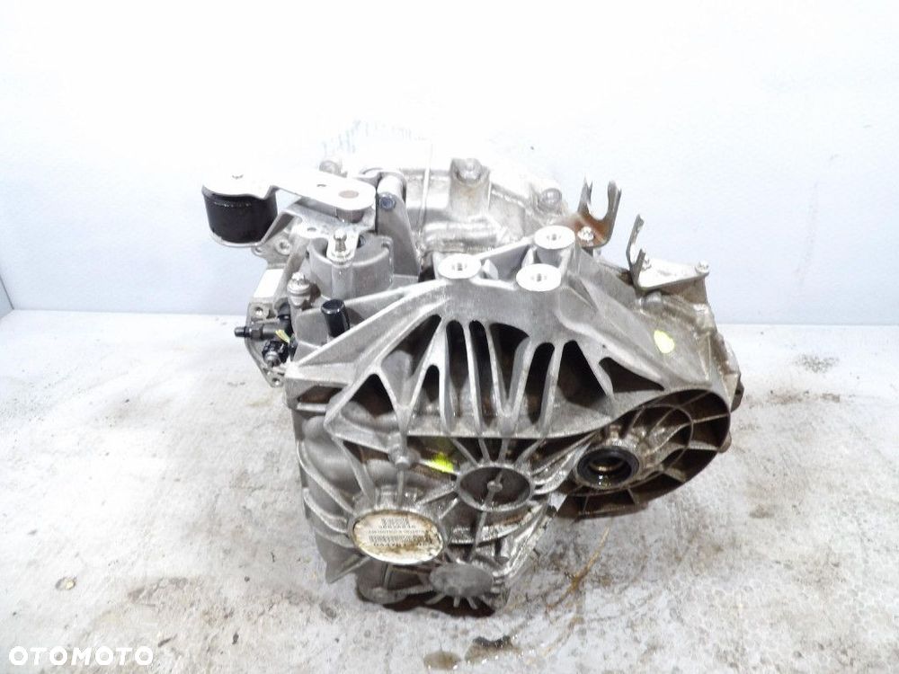 MERCEDES A180 W176 1.6CGI SKRZYNIA BIEGÓW MANUALNA 2463601200 - 3
