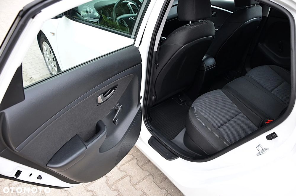 Hyundai i30 1.4 BlueDrive Classic - 15