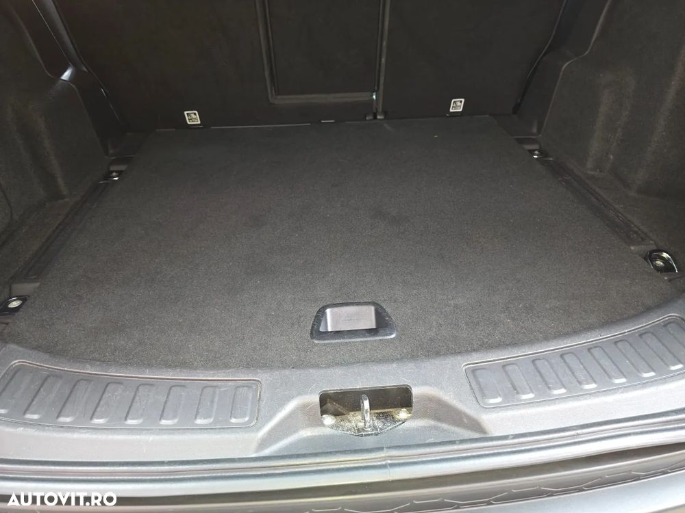 Land Rover Discovery Sport 2.0 l TD4 SE Aut. - 32