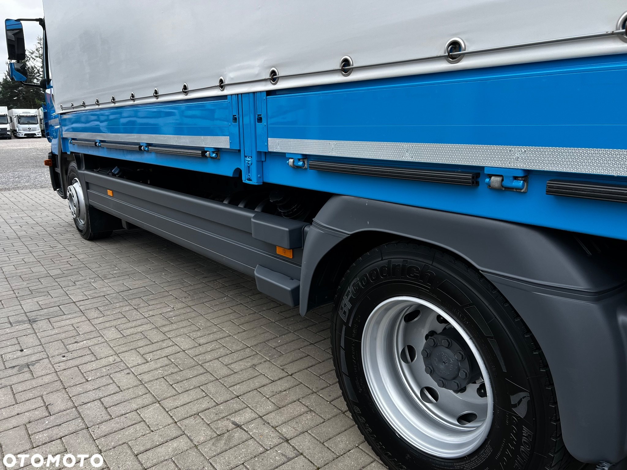 Mercedes-Benz ATEGO - 25