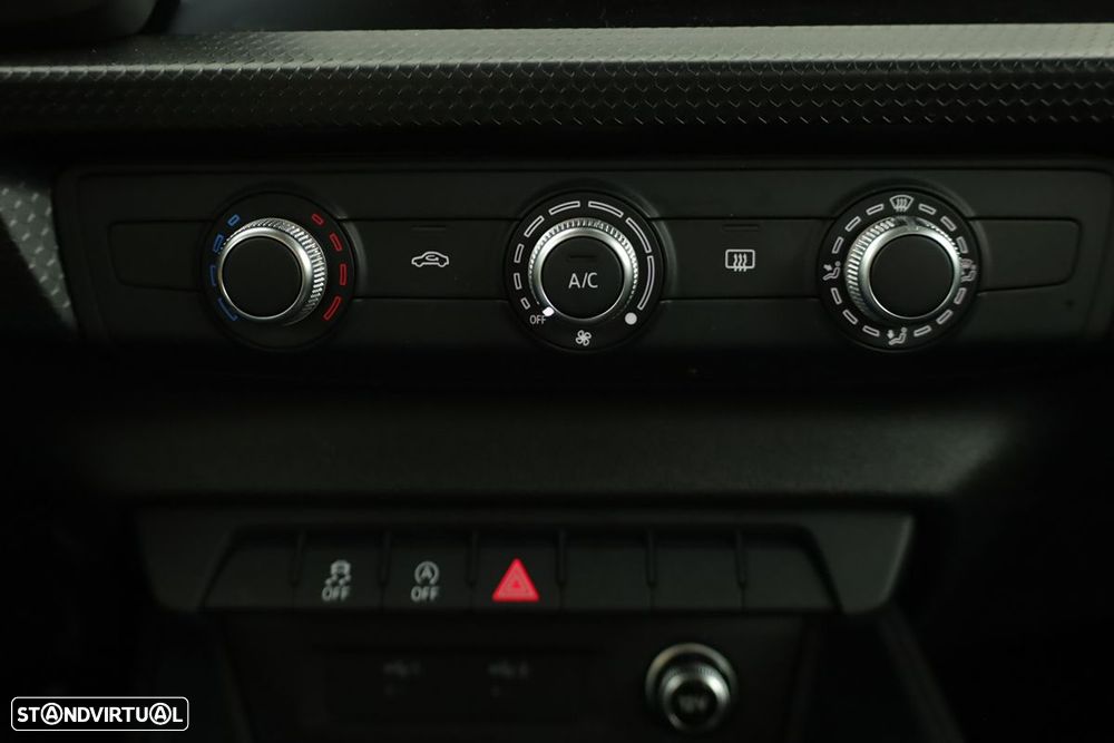 Audi A1 Sportback 30 TFSI Advanced S tronic - 10