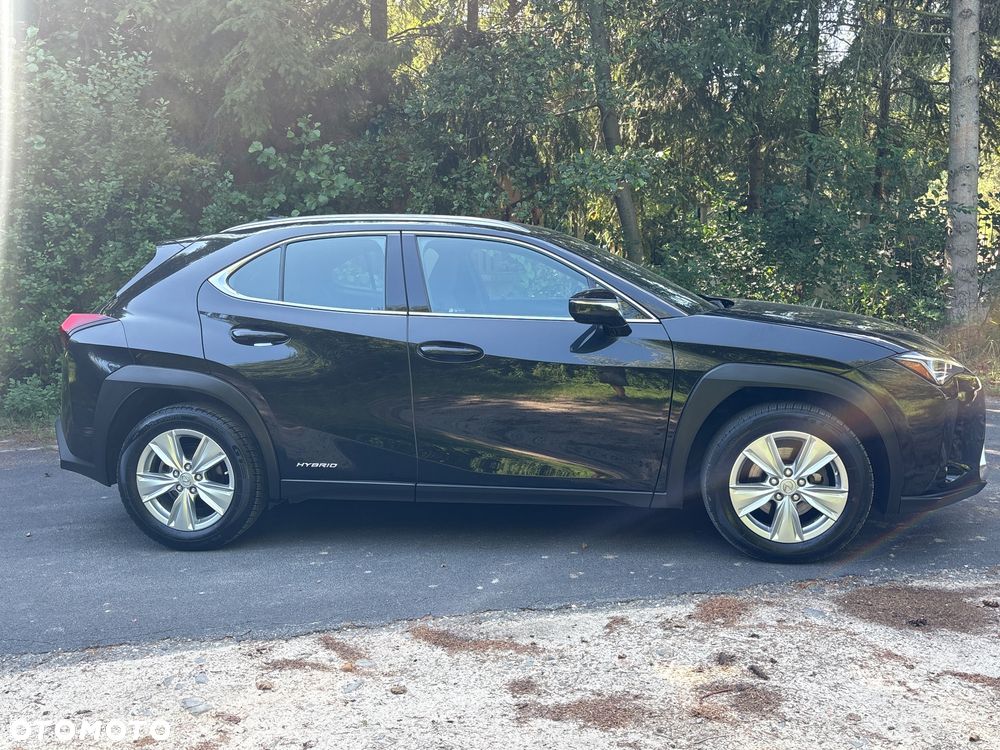 Lexus UX - 13