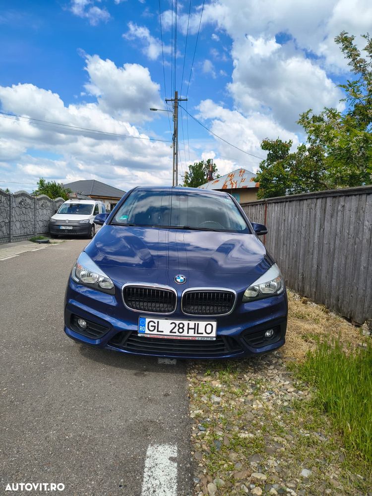 BMW Seria 2 218d xDrive - 7