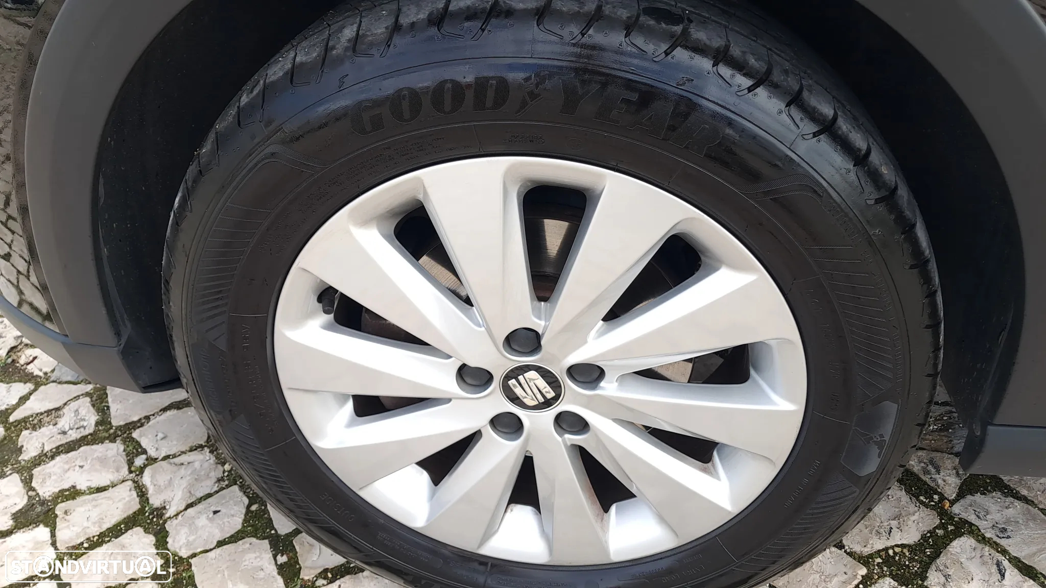 SEAT Arona 1.0 TSI Xcellence - 43